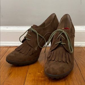 Tahari Brown Suede Heels